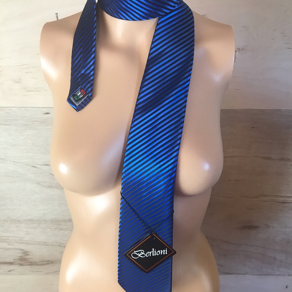 Men’s tie
